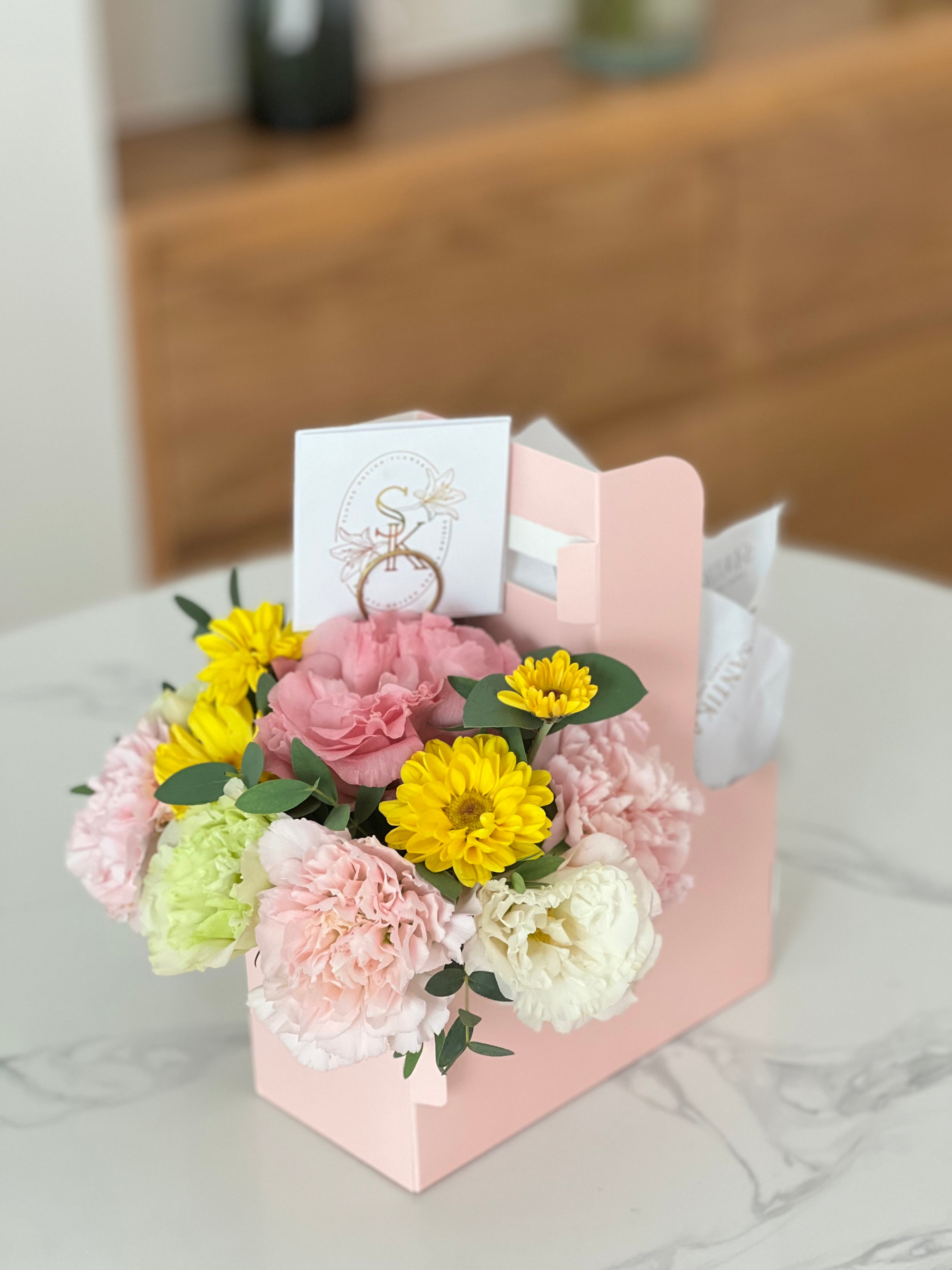 Birthday Kit Coffee & Flowers